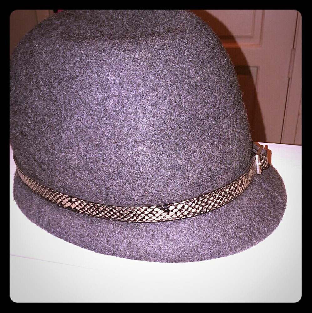 BCBG MAXAZRIA HAT